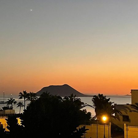 Alojamiento Playa Centro Corralejo 16 Экстерьер фото