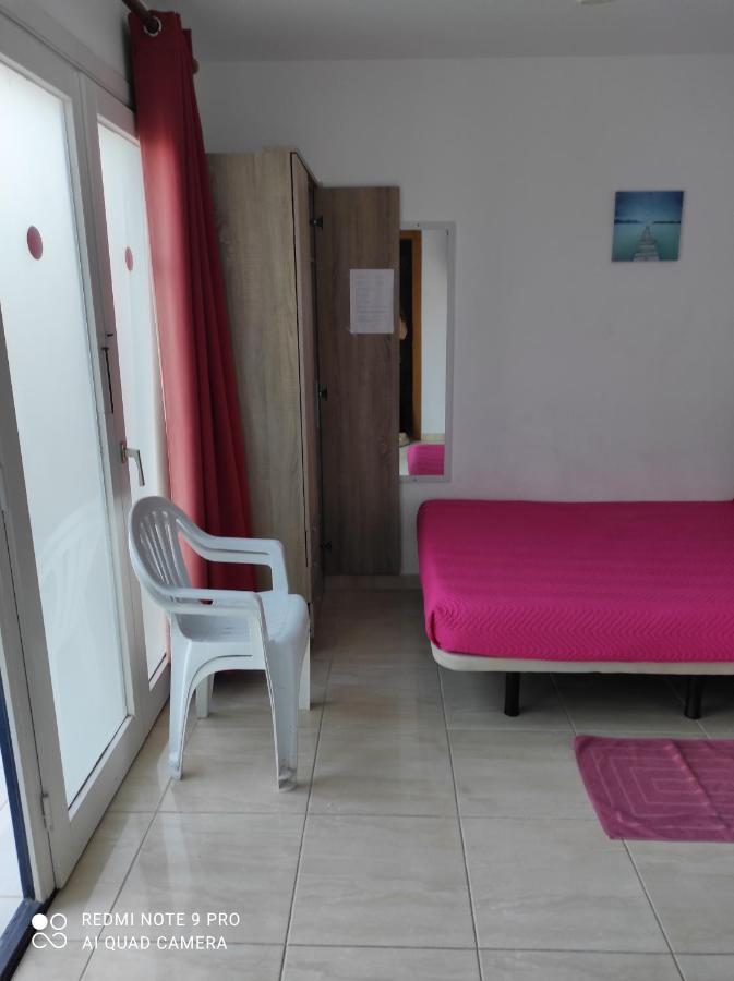 Alojamiento Playa Centro Corralejo 16 Экстерьер фото